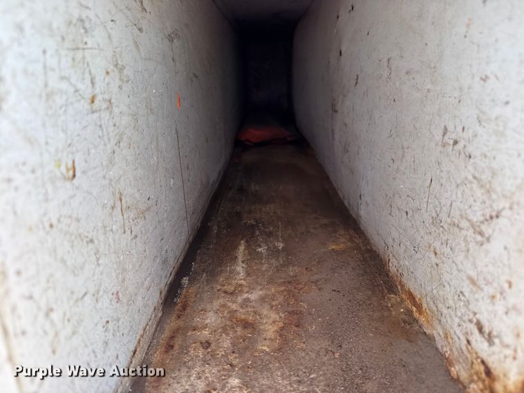 image for item EG2149 2010 International 7600 crane truck