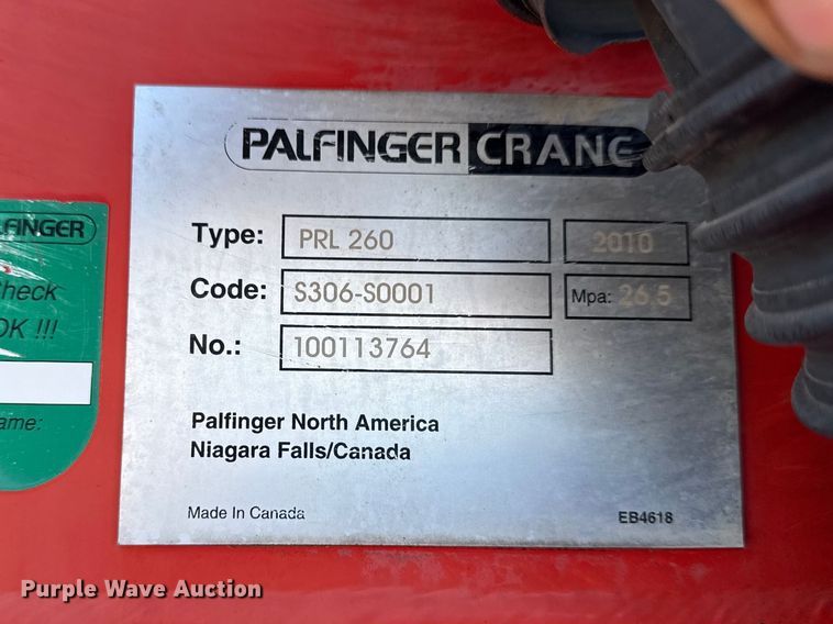 image for item EG2149 2010 International 7600 crane truck