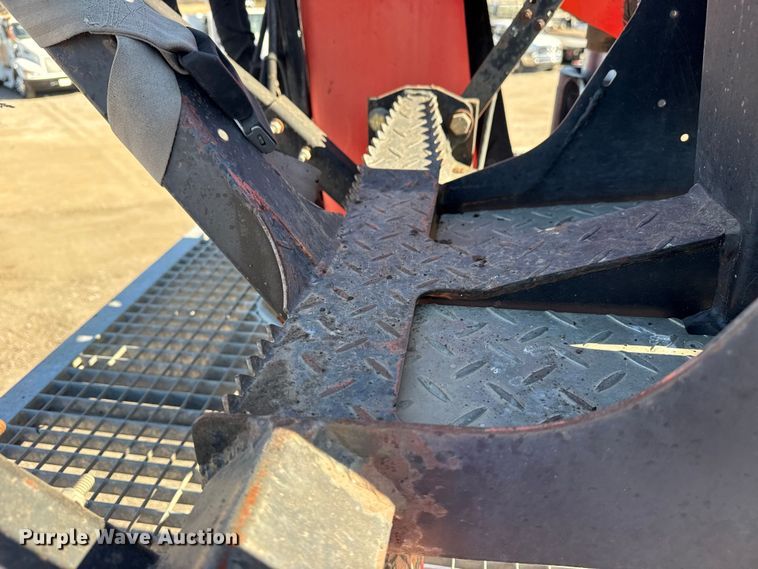 image for item EG2149 2010 International 7600 crane truck