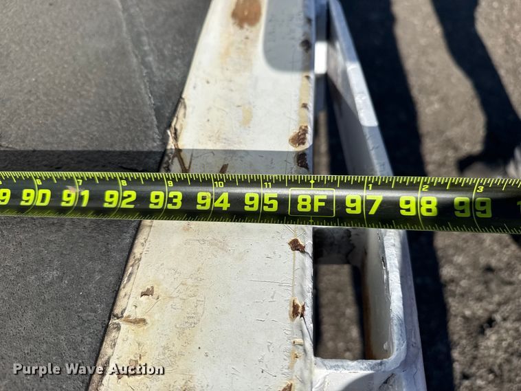 image for item EG2149 2010 International 7600 crane truck