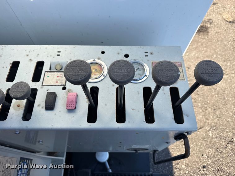 image for item EG2150 2014 Freightliner 114SD crane truck