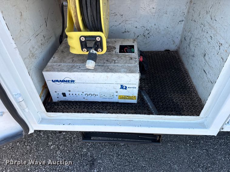 image for item EG2150 2014 Freightliner 114SD crane truck