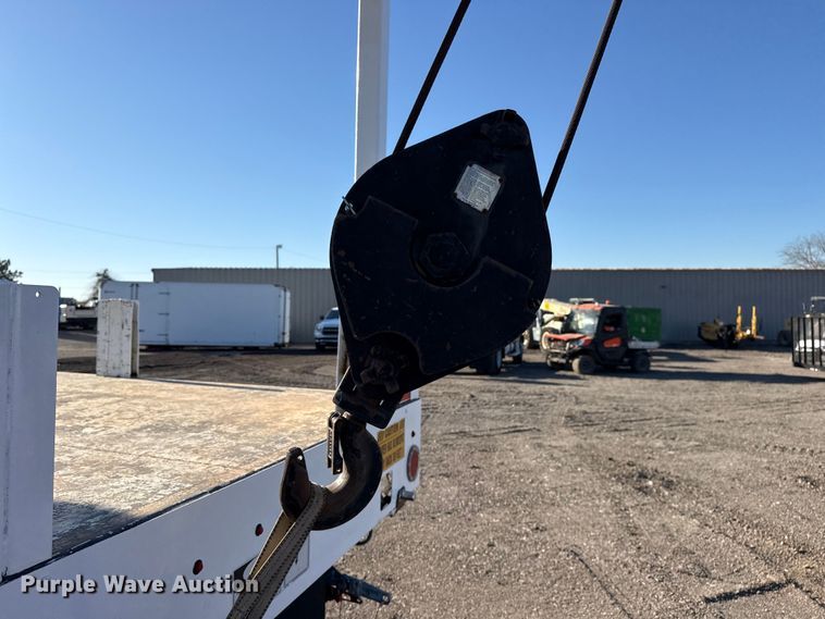 image for item EG2150 2014 Freightliner 114SD crane truck