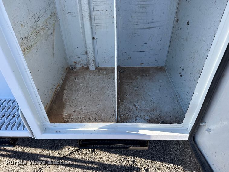 image for item EG2150 2014 Freightliner 114SD crane truck