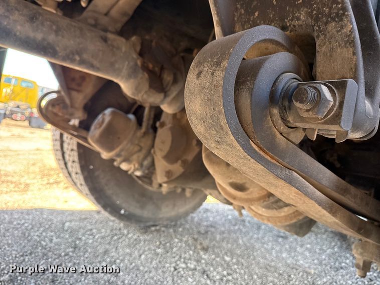 image for item EG2150 2014 Freightliner 114SD crane truck