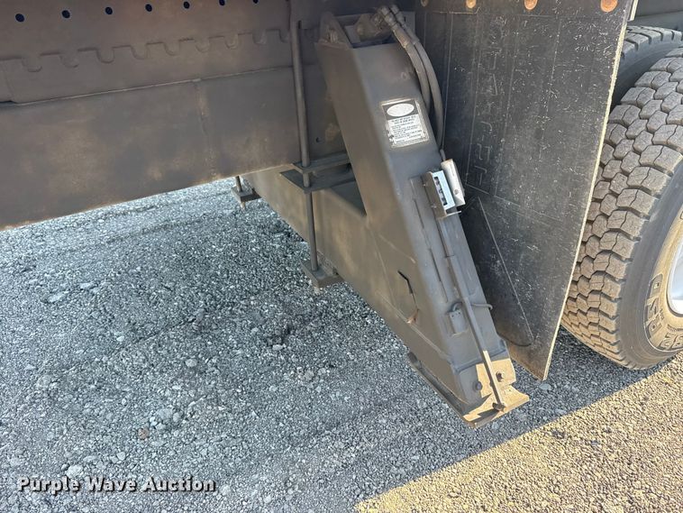 image for item EG2150 2014 Freightliner 114SD crane truck