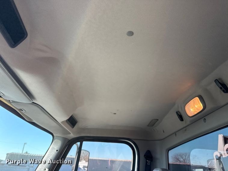 image for item EG2150 2014 Freightliner 114SD crane truck