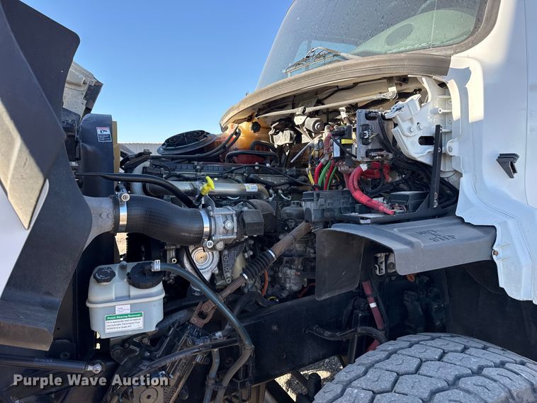 image for item EG2150 2014 Freightliner 114SD crane truck