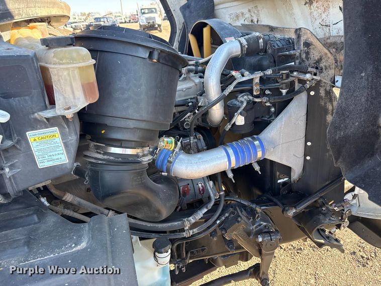 image for item EG2150 2014 Freightliner 114SD crane truck