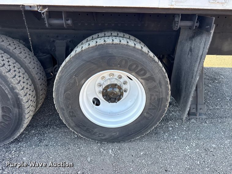 image for item EG2150 2014 Freightliner 114SD crane truck