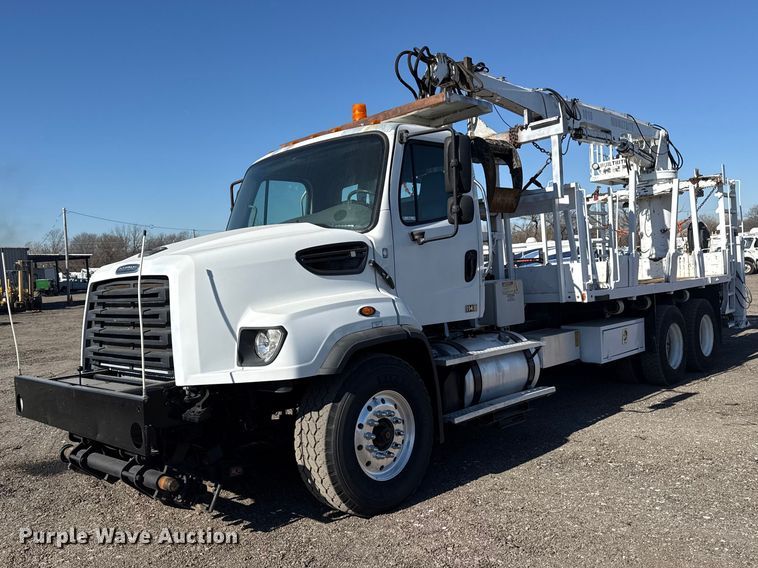 image for item EG2152 2016 Freightliner 114SD crane truck