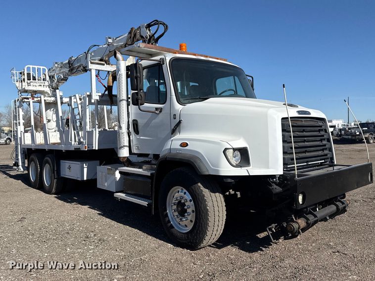 image for item EG2152 2016 Freightliner 114SD crane truck
