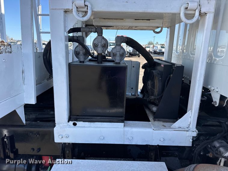 image for item EG2152 2016 Freightliner 114SD crane truck