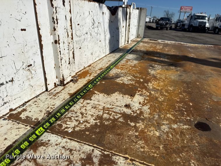 image for item EG2152 2016 Freightliner 114SD crane truck