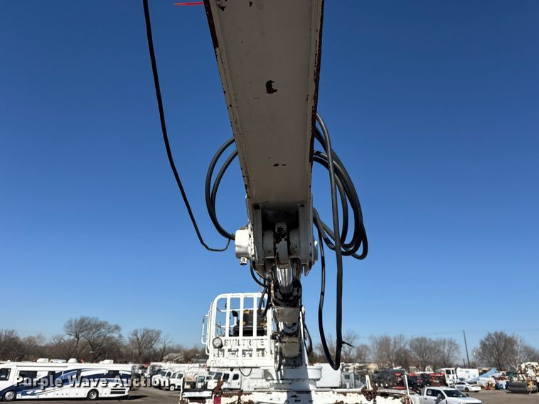 image for item EG2152 2016 Freightliner 114SD crane truck