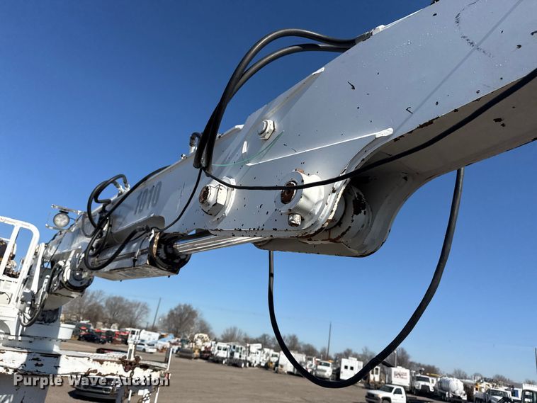 image for item EG2152 2016 Freightliner 114SD crane truck