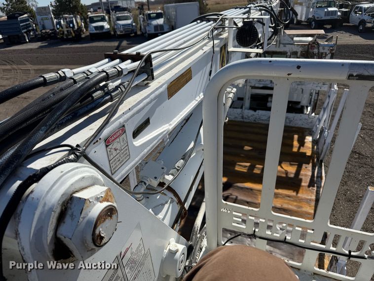 image for item EG2152 2016 Freightliner 114SD crane truck