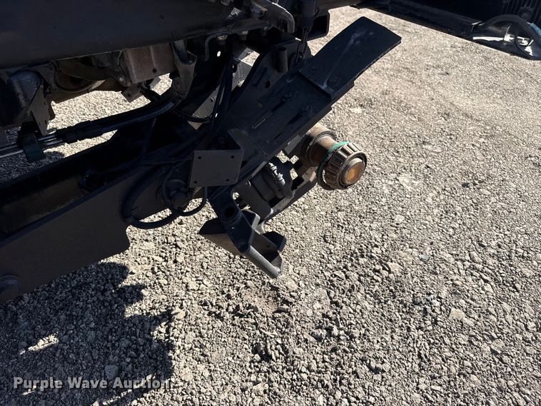 image for item EG2152 2016 Freightliner 114SD crane truck