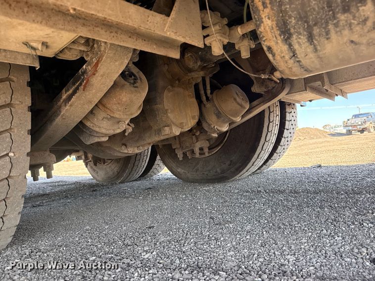 image for item EG2152 2016 Freightliner 114SD crane truck