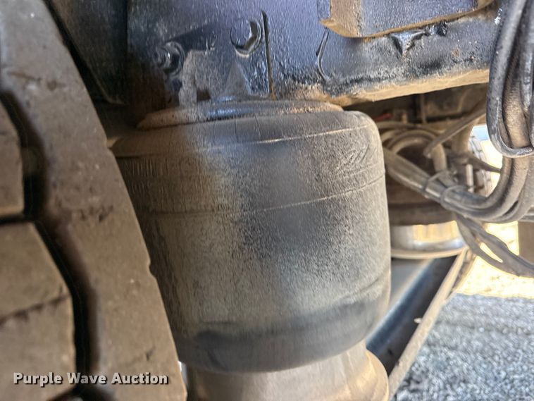 image for item EG2152 2016 Freightliner 114SD crane truck