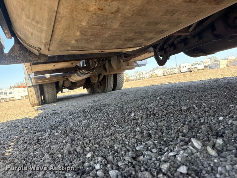 image for item EG2152 2016 Freightliner 114SD crane truck