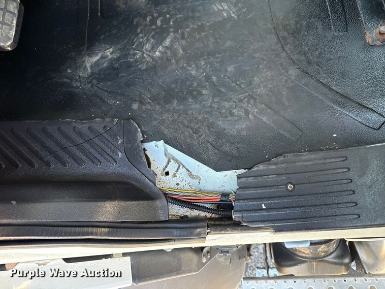 image for item EG2152 2016 Freightliner 114SD crane truck