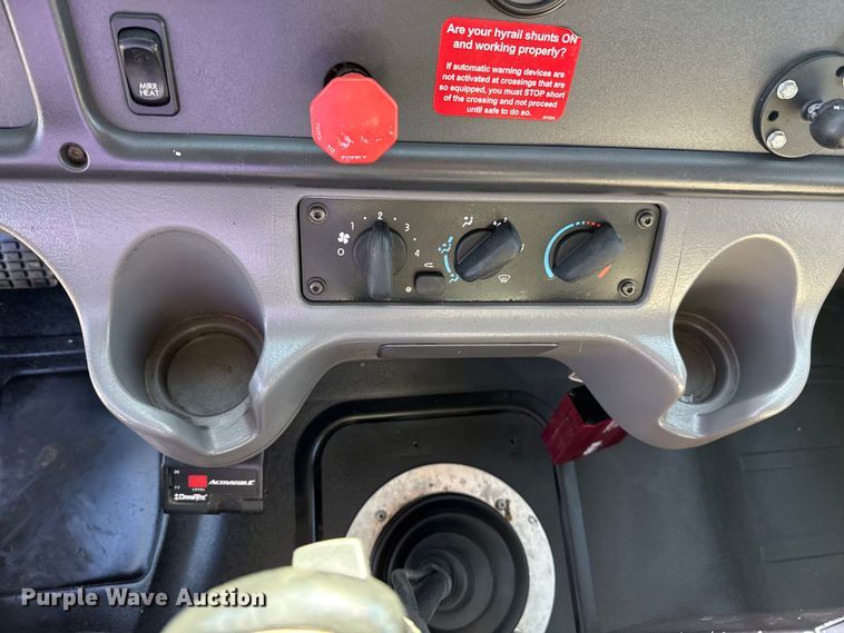 image for item EG2152 2016 Freightliner 114SD crane truck