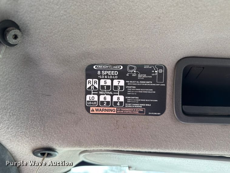 image for item EG2152 2016 Freightliner 114SD crane truck