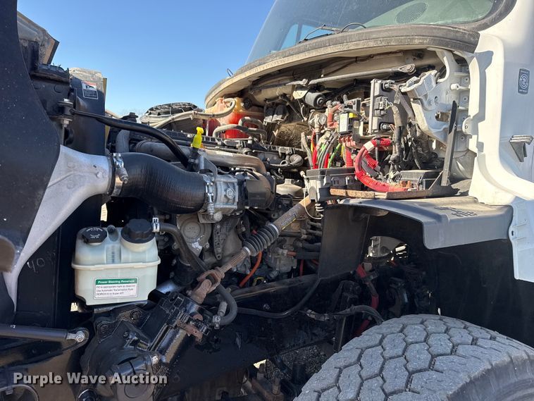 image for item EG2152 2016 Freightliner 114SD crane truck