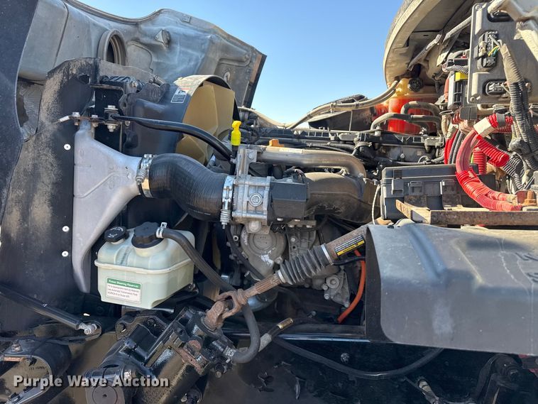 image for item EG2152 2016 Freightliner 114SD crane truck