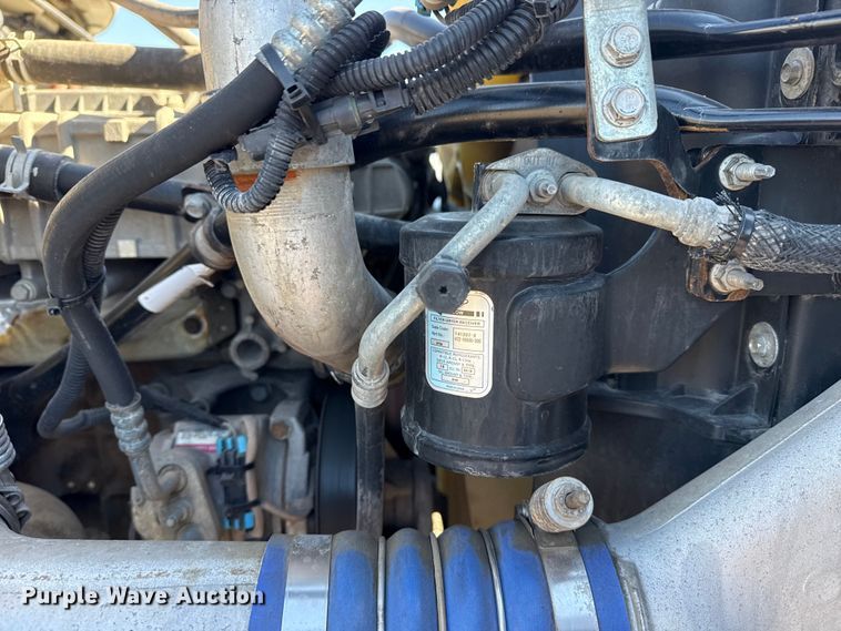 image for item EG2152 2016 Freightliner 114SD crane truck