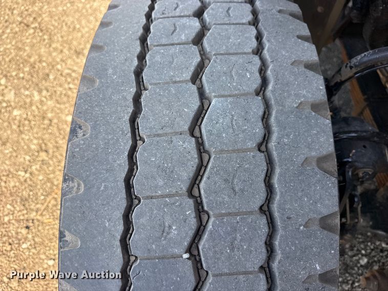 image for item EG2152 2016 Freightliner 114SD crane truck