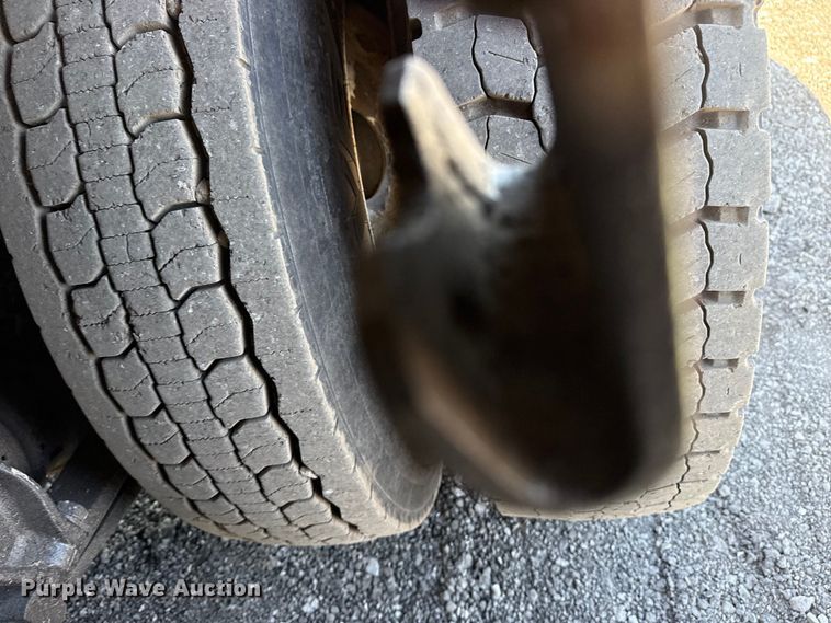 image for item EG2152 2016 Freightliner 114SD crane truck