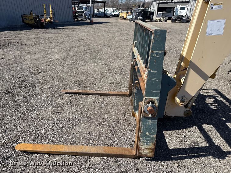 image for item EG2153 2008 Gehl RS8-42 telehandler