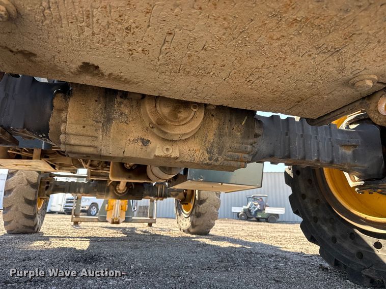 image for item EG2153 2008 Gehl RS8-42 telehandler