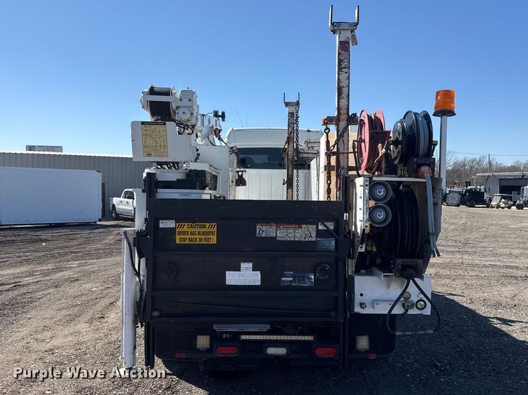 image for item EG2154 2014 Freightliner 108SD utility / service truck