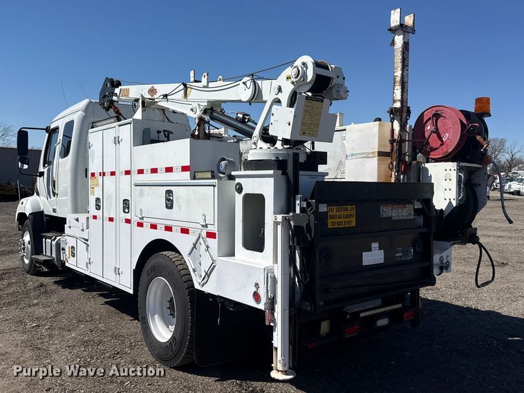 image for item EG2154 2014 Freightliner 108SD utility / service truck