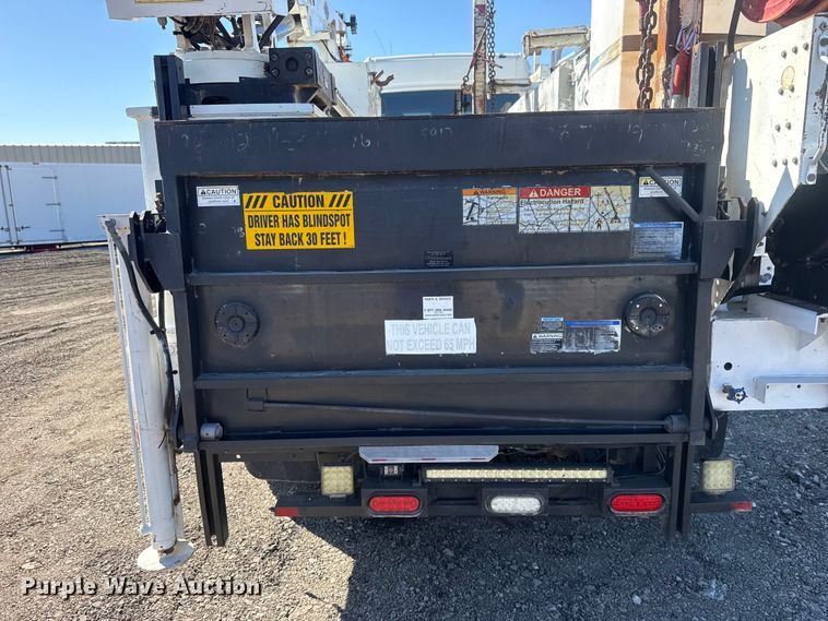 image for item EG2154 2014 Freightliner 108SD utility / service truck