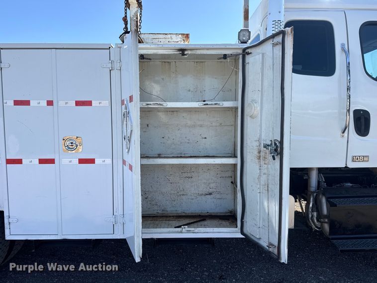 image for item EG2154 2014 Freightliner 108SD utility / service truck