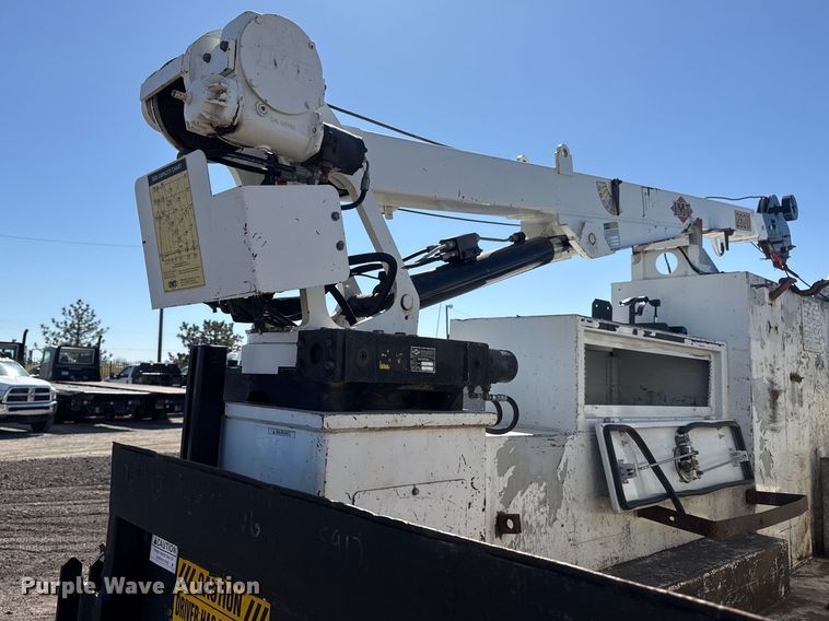 image for item EG2154 2014 Freightliner 108SD utility / service truck