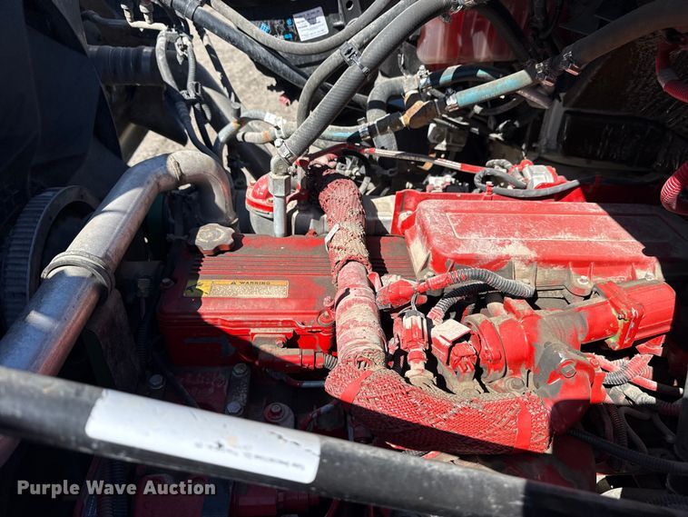 image for item EG2154 2014 Freightliner 108SD utility / service truck