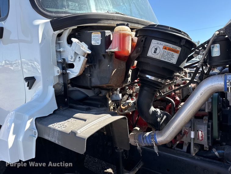 image for item EG2154 2014 Freightliner 108SD utility / service truck