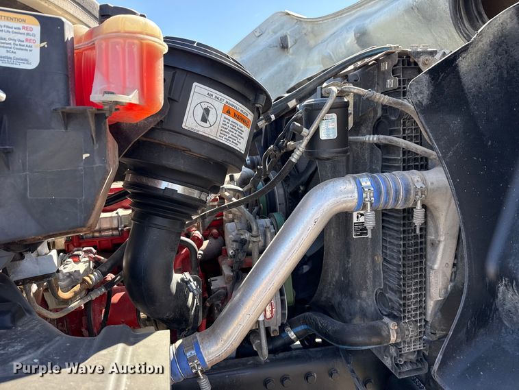 image for item EG2154 2014 Freightliner 108SD utility / service truck