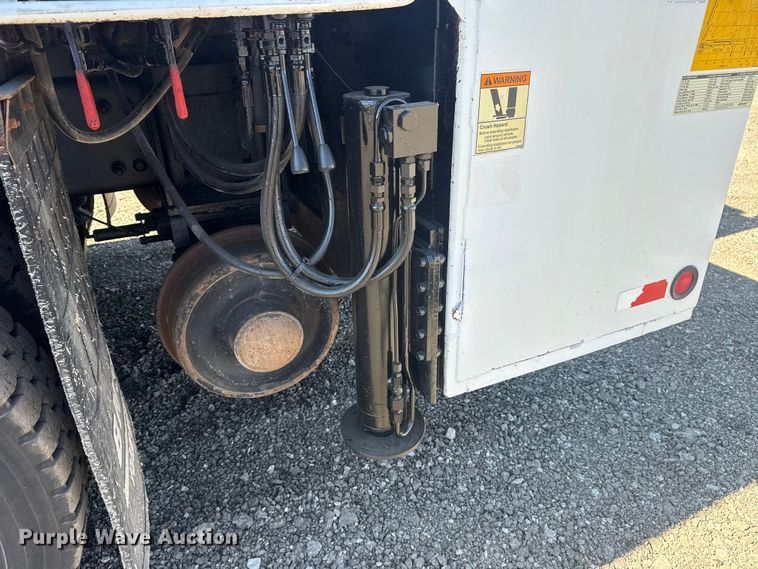 image for item EG2155 2012 Freightliner Business Class M2 utility / service truck