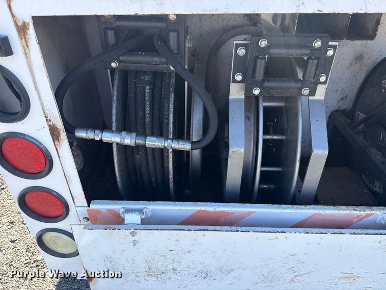 image for item EG2155 2012 Freightliner Business Class M2 utility / service truck