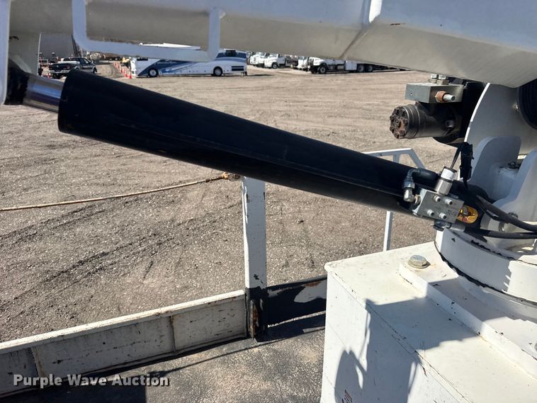 image for item EG2155 2012 Freightliner Business Class M2 utility / service truck