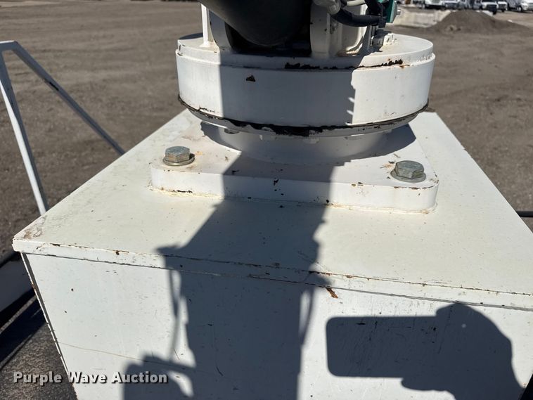 image for item EG2155 2012 Freightliner Business Class M2 utility / service truck