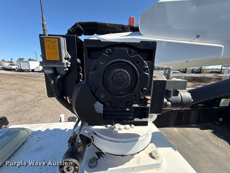 image for item EG2155 2012 Freightliner Business Class M2 utility / service truck