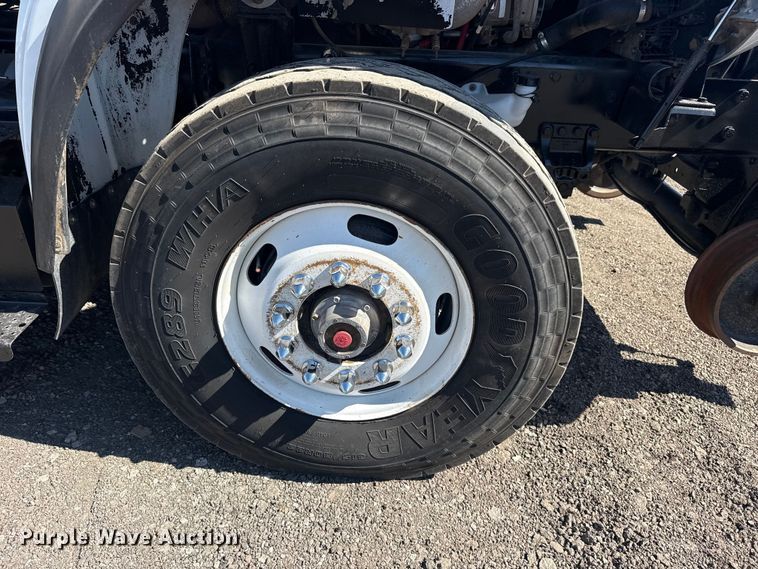 image for item EG2155 2012 Freightliner Business Class M2 utility / service truck