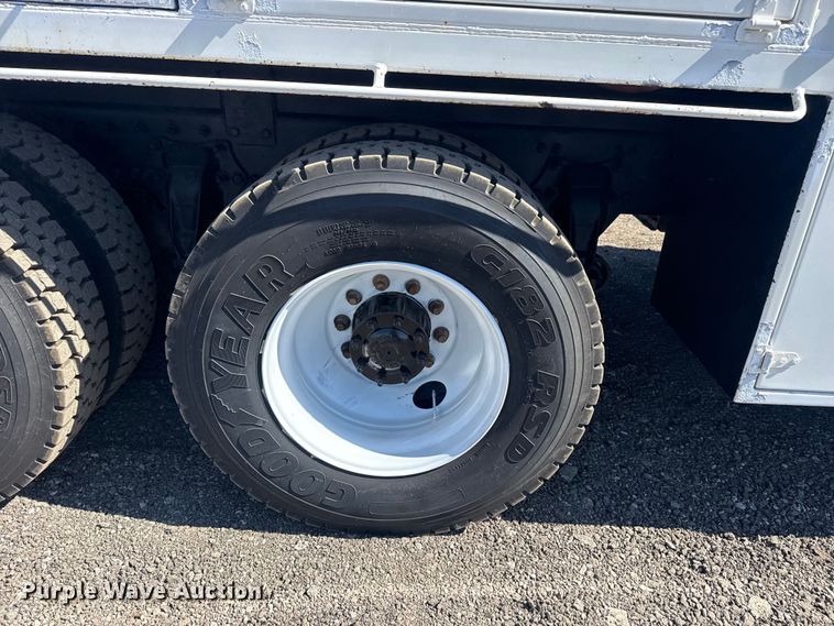 image for item EG2155 2012 Freightliner Business Class M2 utility / service truck